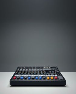 MESA DE SOM VTK MA-8USB